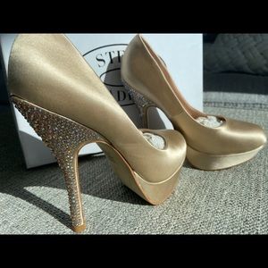 Steve Madden Partyy-r Champagne Satin Rhinestones